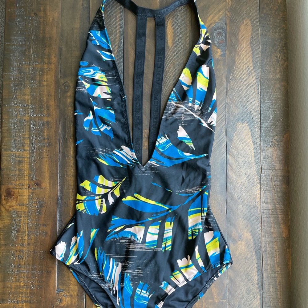 Volcom Brand New w/ Tags One Piece Swim - Picture 2 of 7